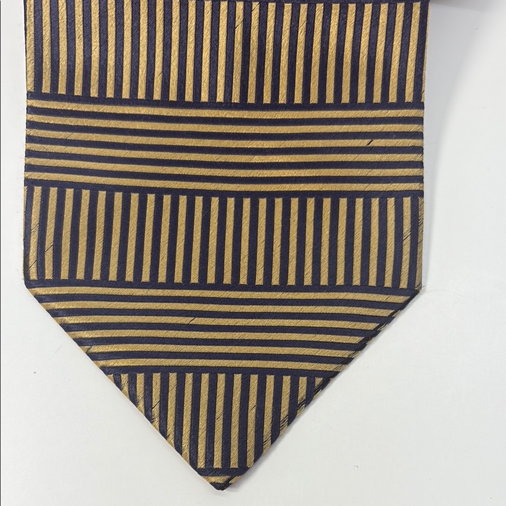 Today’s Man Hand Man Gold and Navy Geometric Striped Silk Tie
